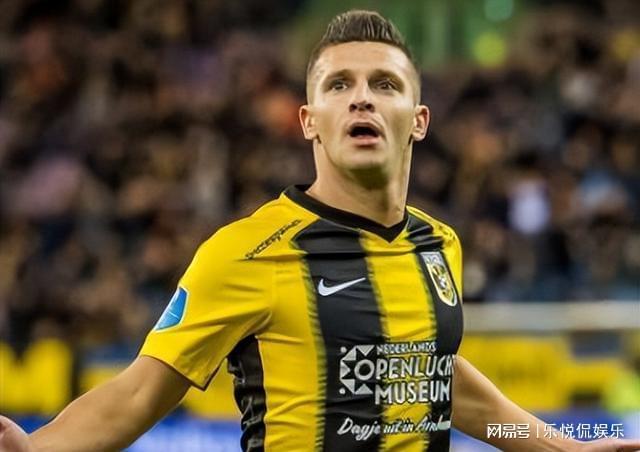 女单亚军 女单亚军